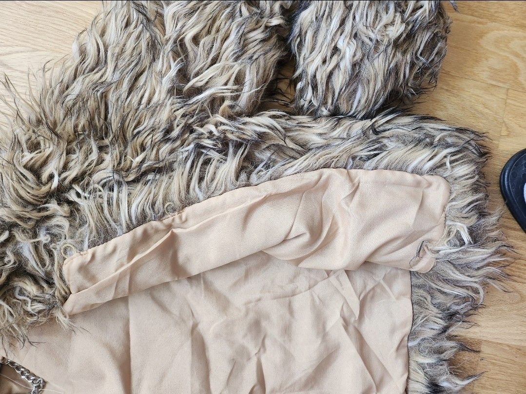 Urban Outfitters Fauxfur Coat - photo 4