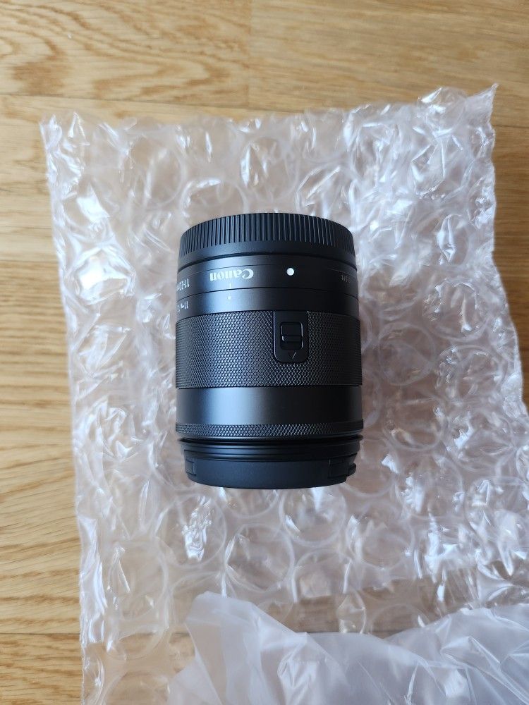 Canon EF-M 11-22mm f/4-5.6 IS STM Lens - photo 3
