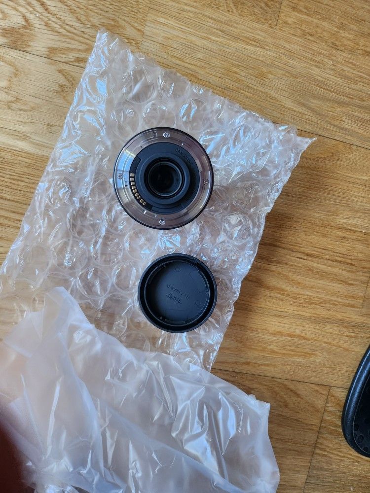 Canon EF-M 11-22mm f/4-5.6 IS STM Lens - photo 5