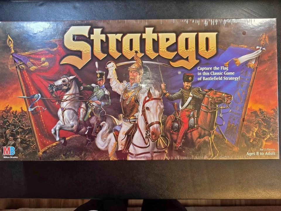 Vtg 1999 Stratego Board Game By Milton Bradley New