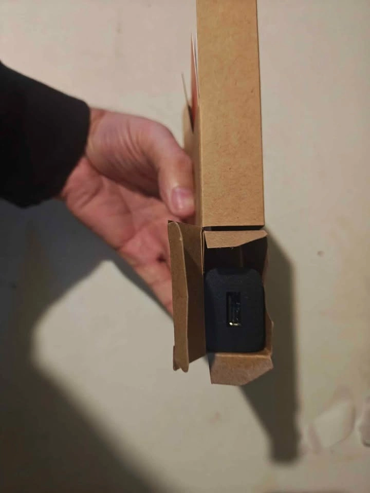 Fire TV Stick 4K Max 16GB - photo 2