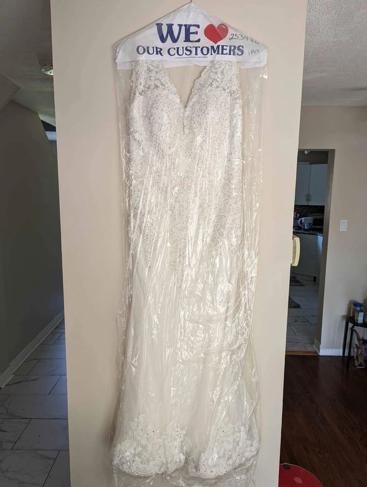 Wedding dress