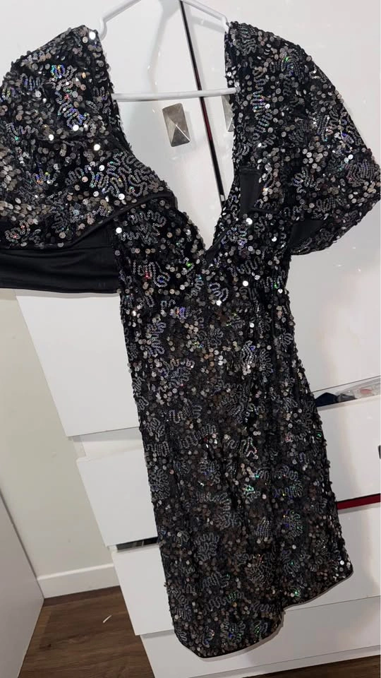 Women classy dresses - photo 5