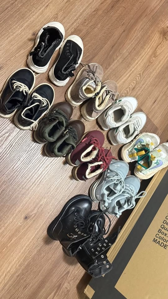 BABY SHOES