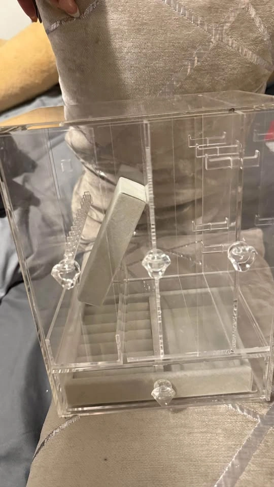 Jewelry organizer - photo 3