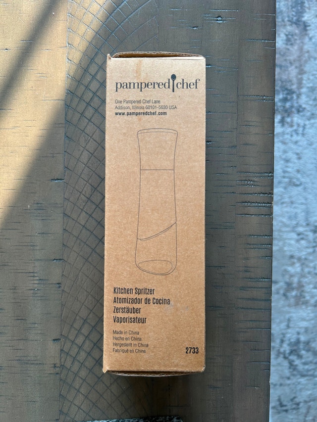 Pampered Chef Kitchen Spritzer, Never Used (Brampton)