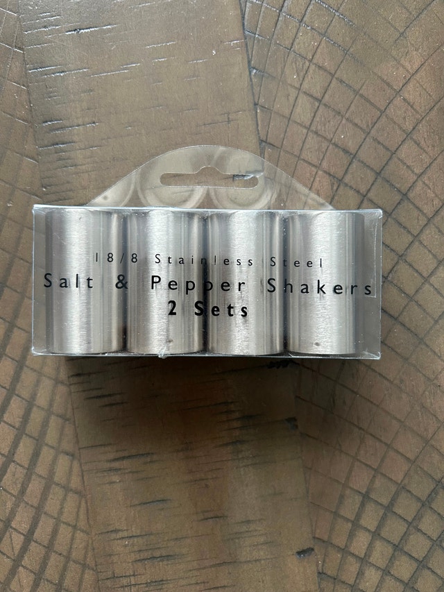 Mini Salt and Pepper Shakers, Never Used (Brampton)