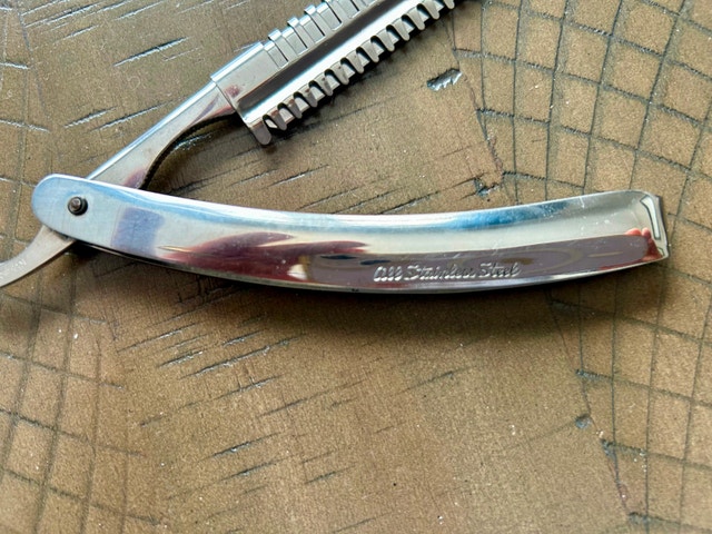 Vintage Stainless Steel Straight Razor Hair Shaper (Brampton) - photo 5
