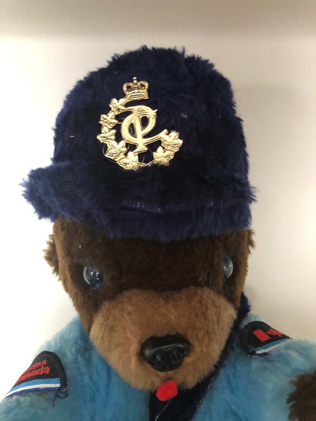 Vintage 1980’s CPC Postie Bear + T-Shirt Men's XL (Brampton - photo 4