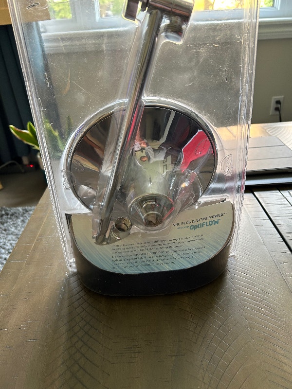 Waterpik 8” Rainfall + Pulsating Massage Head (Brampton) - photo 4