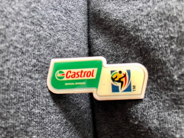 FIFA 2005 Castrol Sponsor Lapel/Hat Pin
