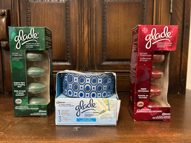 Glade Scented Oil Candle Holder + 11 Refills (Brampton)