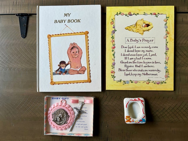 Vintage Baby Items, Lot of 4, Never Used (Brampton)
