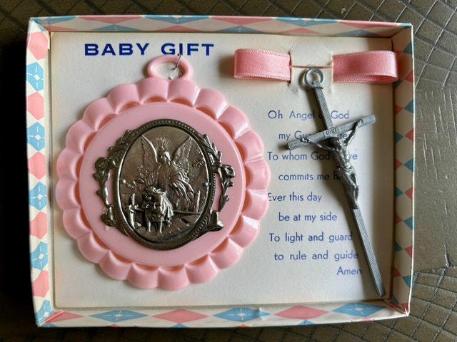 Vintage Baby Items, Lot of 4, Never Used (Brampton) - photo 2