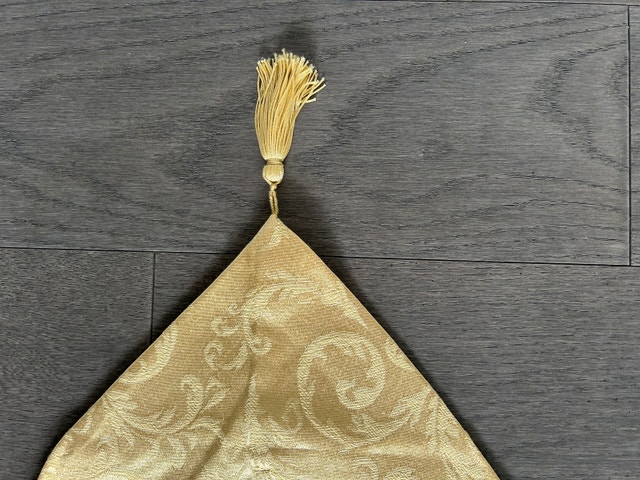 Table Runners, Two Styles, $10 each (Brampton) - photo 4