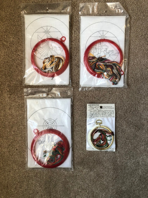 Christmas Ornament Stitchery Kits - lot of 4 (Brampton) - photo 2
