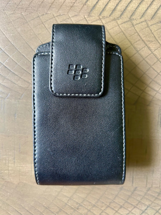 BlackBerry Swivel Holster, never used (Brampton)