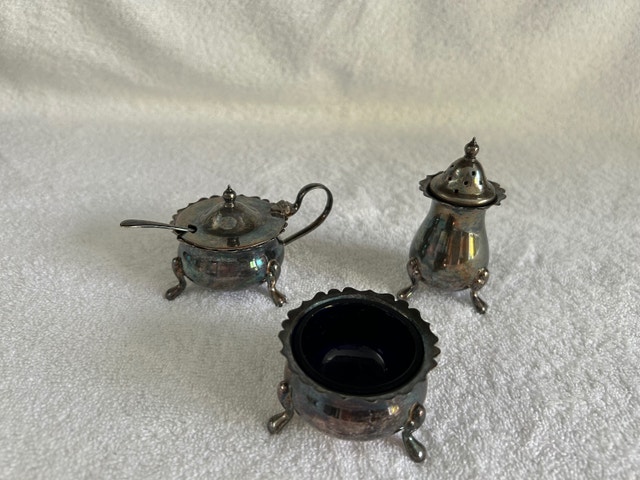 Vintage Silver Plated Salt/Pepper/Mustard Cellars (Brampton)