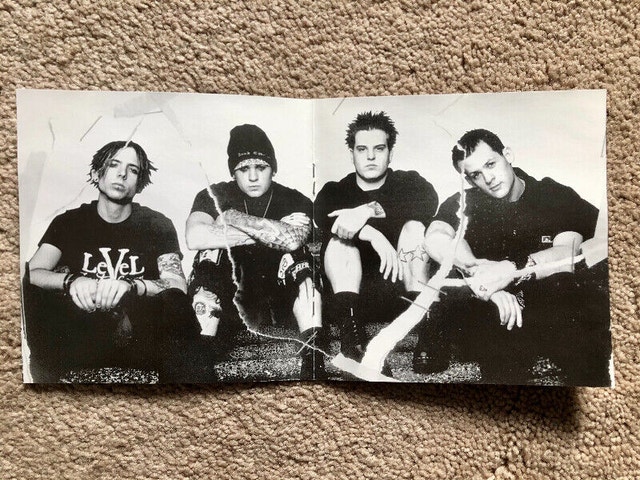 Good Charlotte CD, 2002 (Brampton) - photo 4