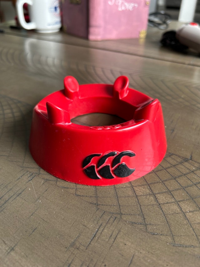 Canterbury Rugby Kicking Tee, Never Used (Brampton)