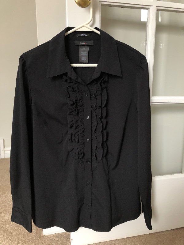 Ladies Ruffled Blouse, size 12 (Brampton)