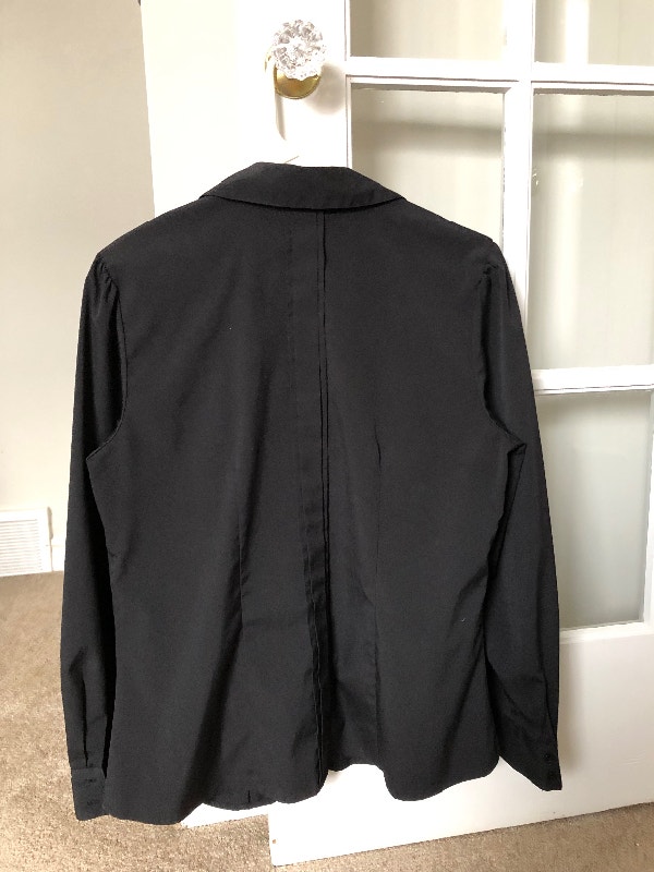 Ladies Ruffled Blouse, size 12 (Brampton) - photo 5