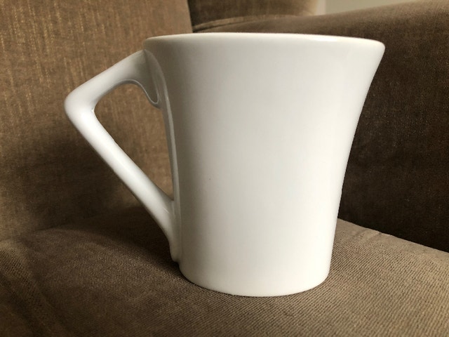 Hershey’s Hugs & Kisses Ceramic Oval Mug (Brampton) - photo 2