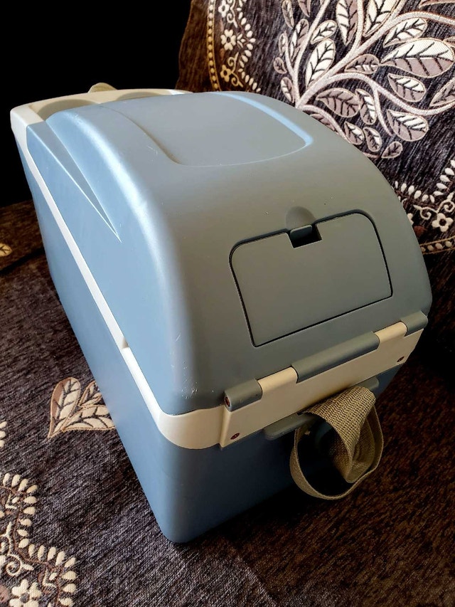 Mobicool  12V Cooler and Warmer - photo 3