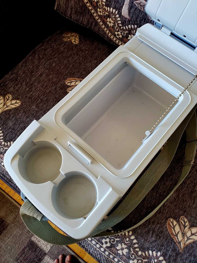 Mobicool  12V Cooler and Warmer - photo 4