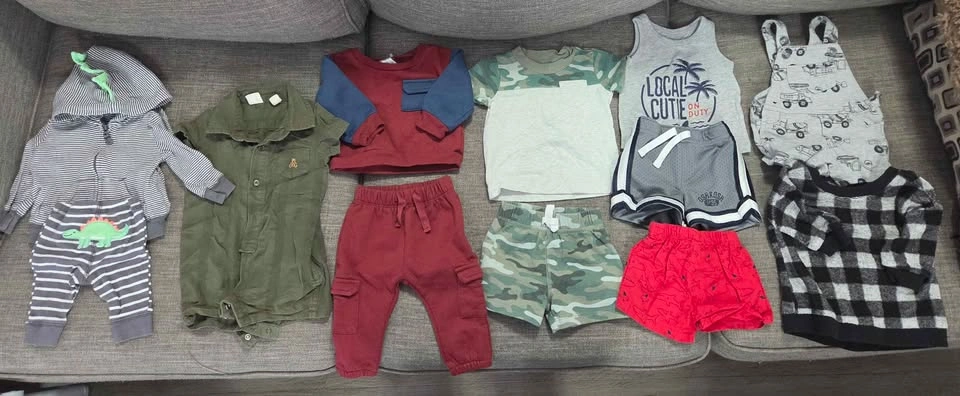 Baby Clothes 0-3 Months - EUC - photo 4