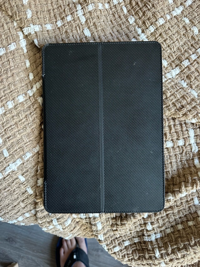 iPad 9th Gen Perfect Condition - photo 4