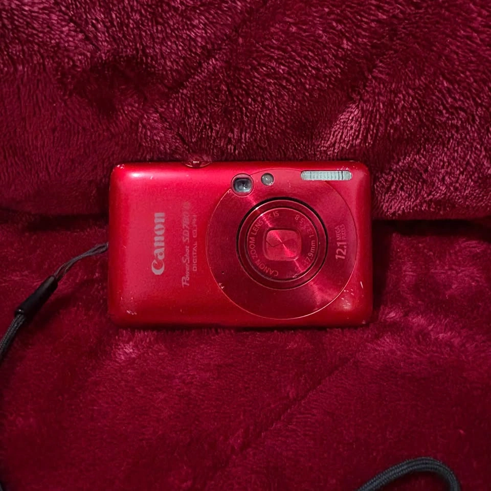 Canon PowerShot SD780 IS Digital Camera