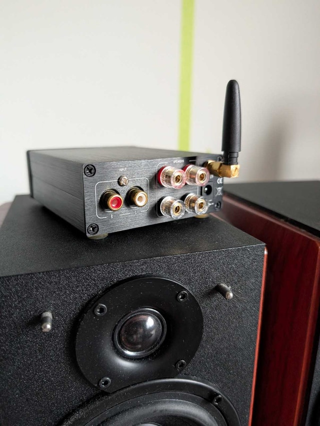 Edifier P17 Speakers & Bluetooth AMP $150 - photo 5