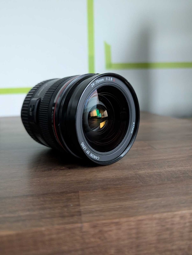Canon EF 24-70mm f/2.8L USM (Gen 1) $600 - photo 2