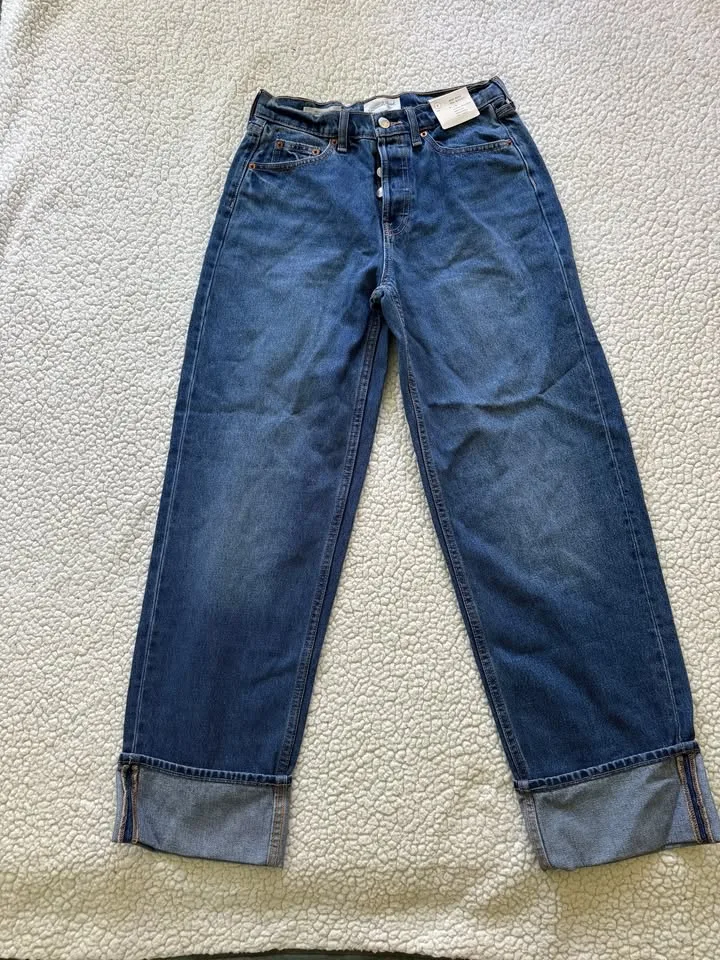 Universal Threads Jean - Women's Size 2 thumbnail