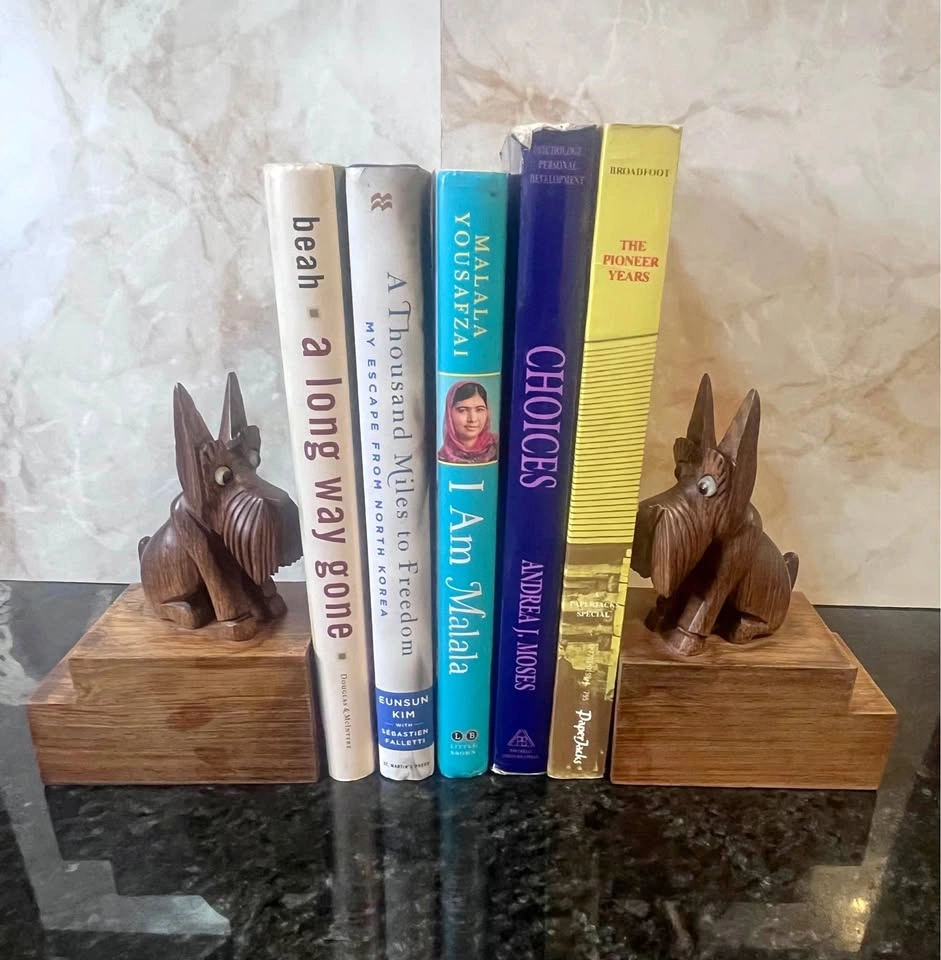 Vintage Pair Wood Handcarved Scotties Terrier Dog Bookends