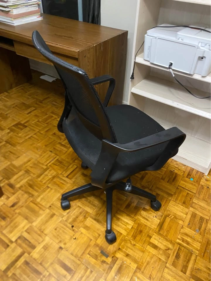 Desk & Mesh Office Chair Bundle - photo 2