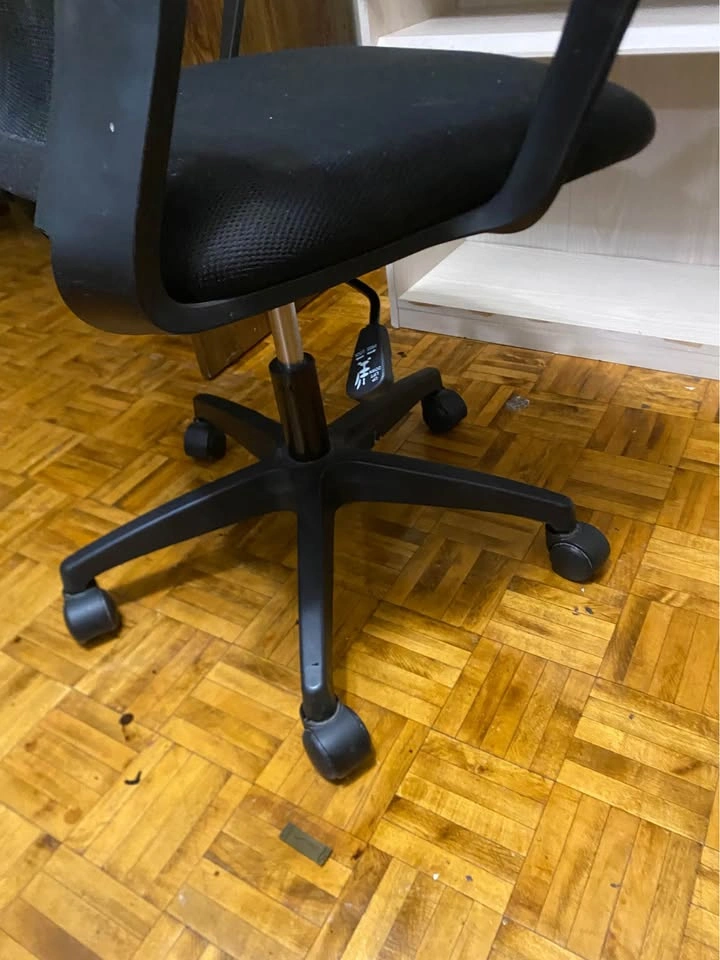 Desk & Mesh Office Chair Bundle - photo 5