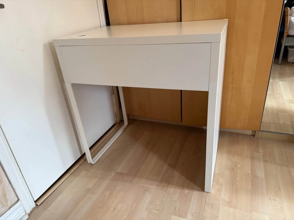 IKEA White Desk w/ Drawer & Cable Hole (Queen St & Bathurst) - photo 5