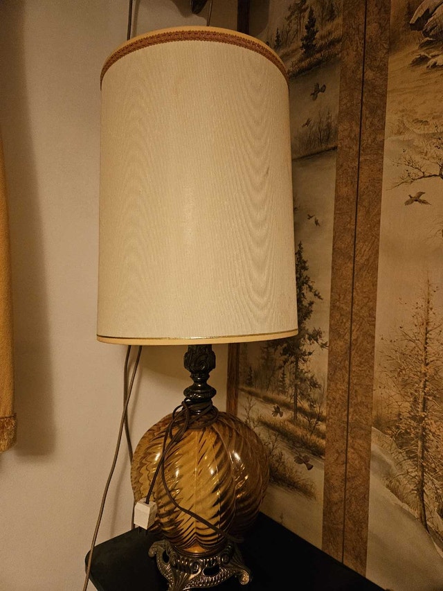 Antique lamp with 3 settings - photo 4