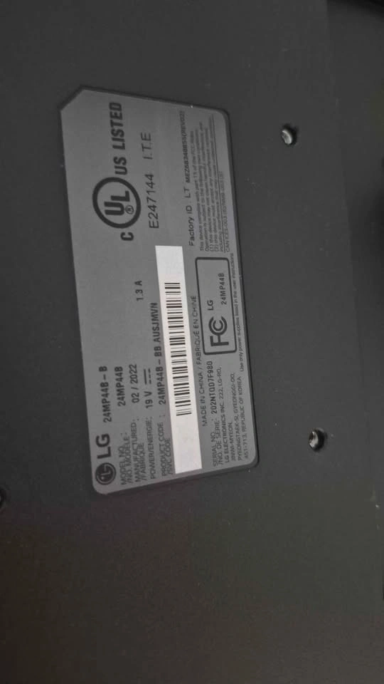 LG 24” Monitor (24MP44B) – Great Condition - photo 2