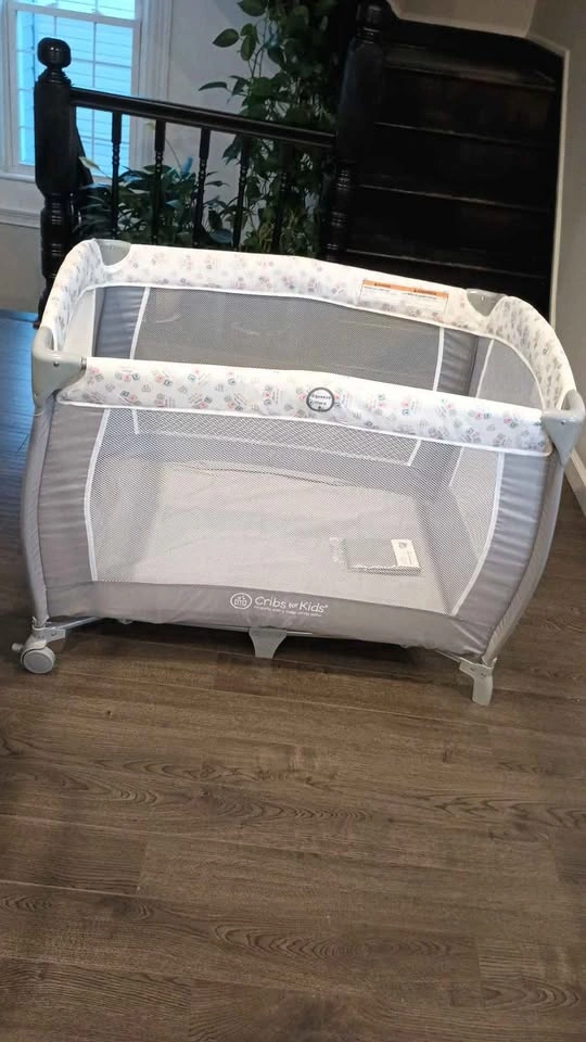 New Playpen Crib - photo 3