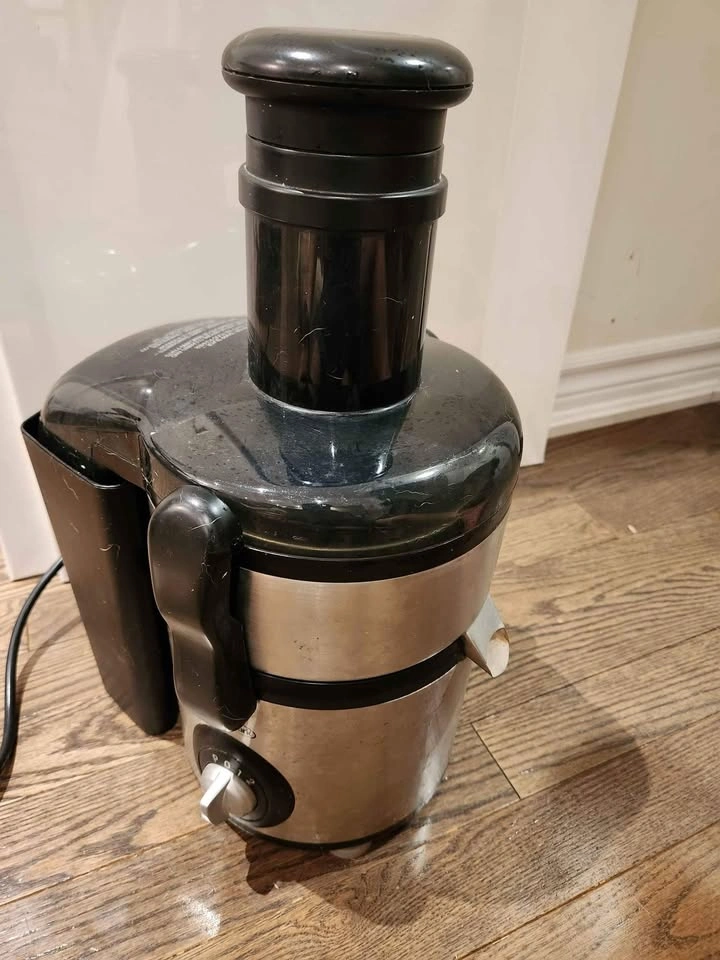 Beaumark Fruit Extractor Juice Maker 🥕 - photo 3
