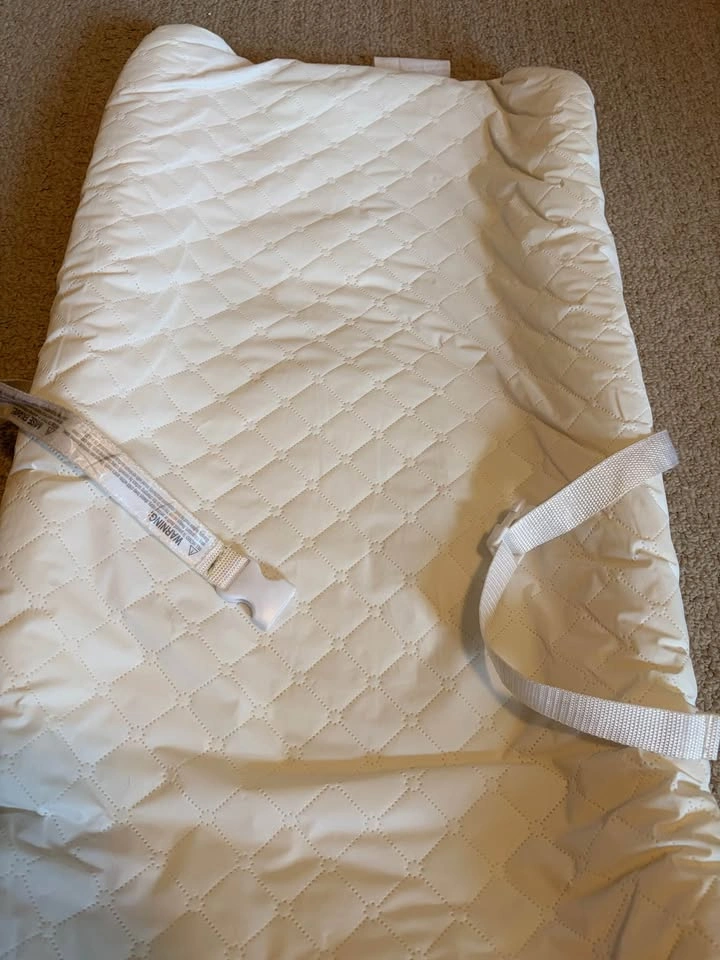 Change Table Pad with Water Proof Cover - photo 2