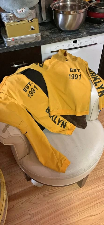 Kids Yellow cici KIZ Tracksuit 8-9 Years EST. 1991 BRKLYN Hoodie