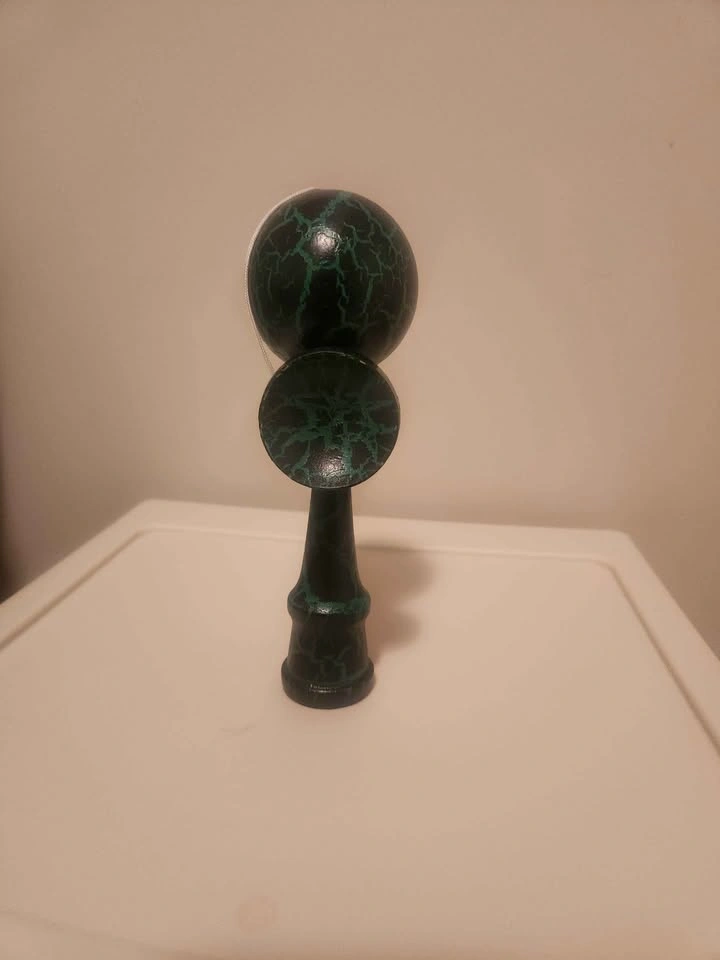 Kendama - Black and Green Crackle Pattern - photo 2