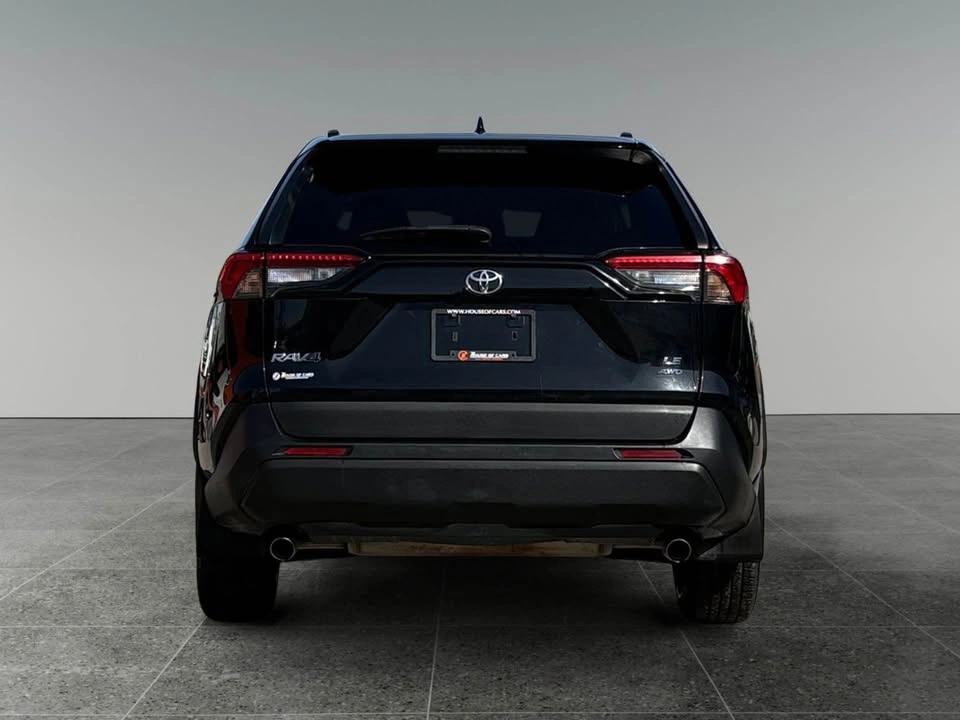 2021 Toyota RAV4 LE AWD - photo 3