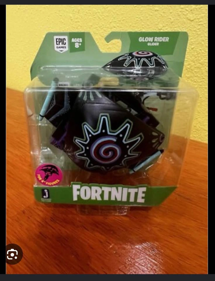 🥕 Fortnite Action Figures - photo 2