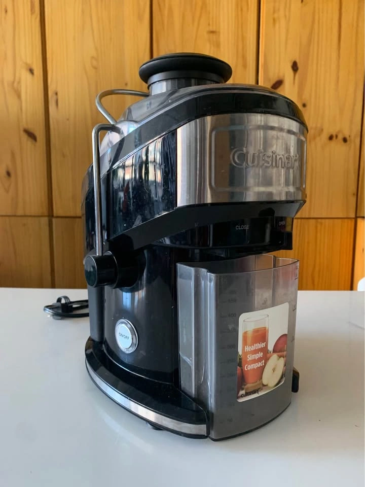 Cuisinart Compact Juice Extractor - Black - photo 2