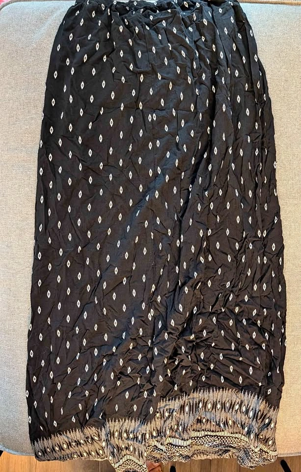 Long Skirt